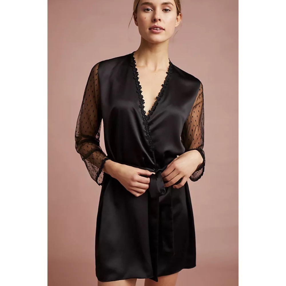 Flora Nikrooz Black Showstopper Charmeuse Robe Satin Lace Small